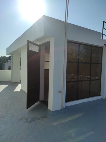 Furnished Amenities in 3 BHK Villa at Malsi – for Rent