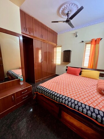 2 BHK Apartment For Rent in Indiranagar