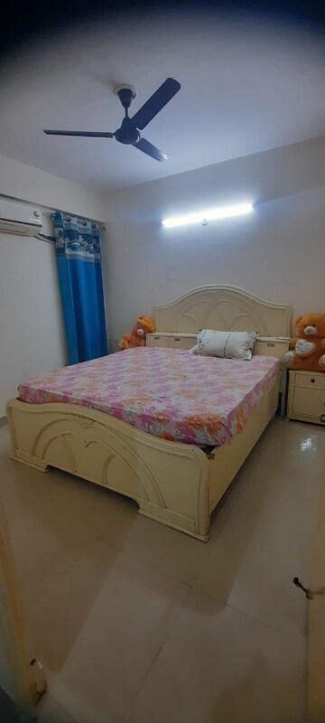 Bedroom in 2 BHK Apartment at Suncity Avenue 102, Sector 102 – for Rent