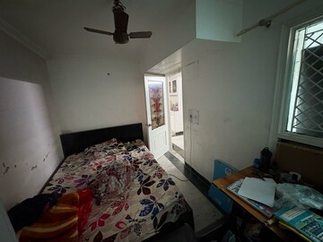 Bedroom in 2 BHK Builder Floor at Satyam Plaza, Sector 15 – for Rent