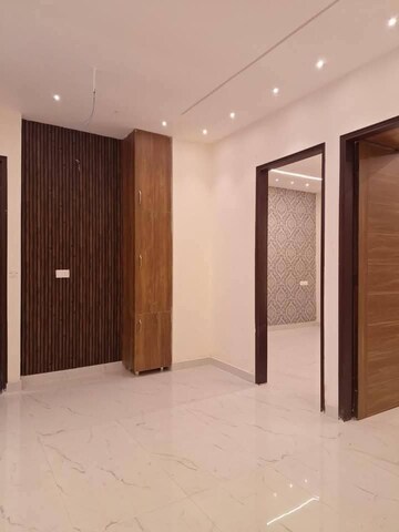 Room in 3 BHK Apartment at Panchkula Urban Estate – for Sale