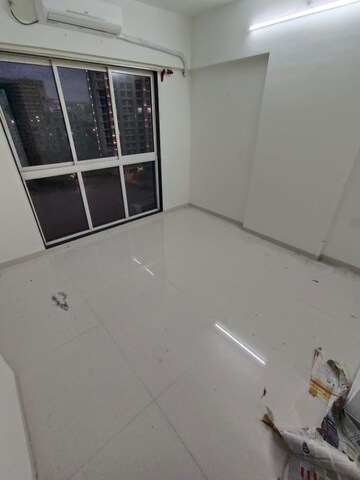 Room in 1 BHK Apartment at Godrej Central, Chembur – for Rent