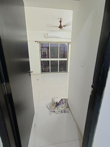 Room in 1 BHK Apartment at Godrej Central, Chembur – for Rent