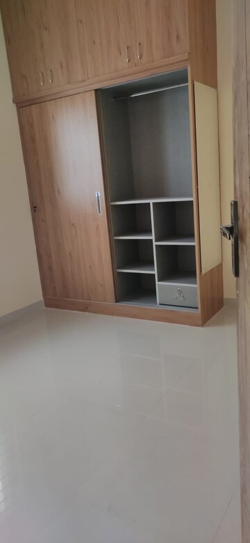 Room in 2 BHK Apartment at Indiranagar – for Rent