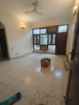 6+ BHK Independent House For Sale in Sector 56