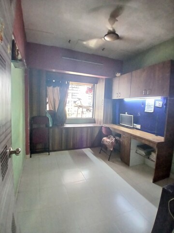 Bedroom in 1 BHK Apartment at Kharghar – for Sale