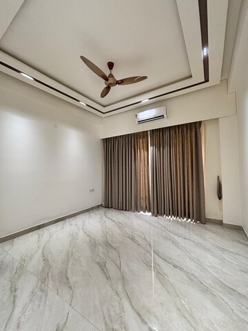Master Bedroom in 3 BHK Builder Floor at Adore Legend, Sector 84 – for Sale