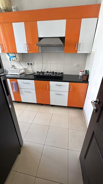 2 BHK Apartment For Rent in Unitech Uniworld Resorts-The Residences, Sector 33