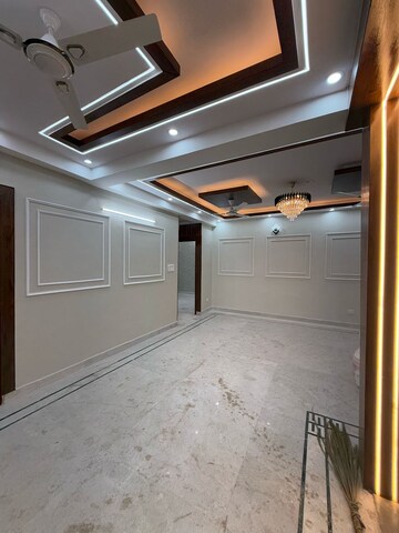 Room in 3 BHK Apartment at Siddha Pines, Rajarhat New Town – for Sale