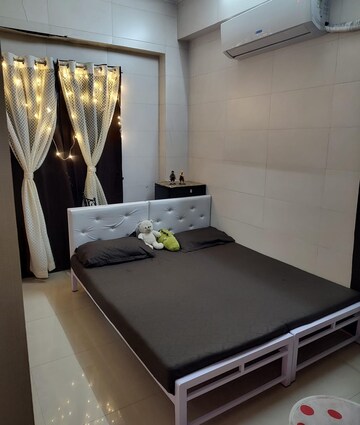 Building Lobby in 2 BHK Apartment at Bhavna Apartment Vile Parle West, Vile Parle West – for Rent