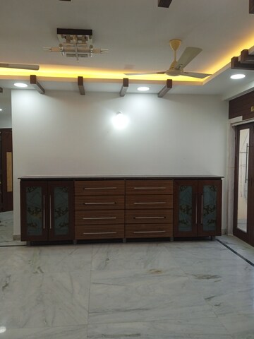 Furnished Amenities in 4 BHK Apartment at Vora Towers, Yousufguda – for Sale