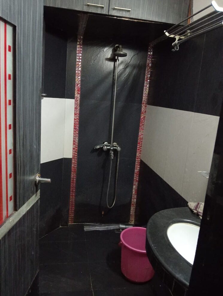 Bathroom, andheri east 1 Bedroom 450 Sq.Ft. Apartment In Andheri East Mumbai 8482336