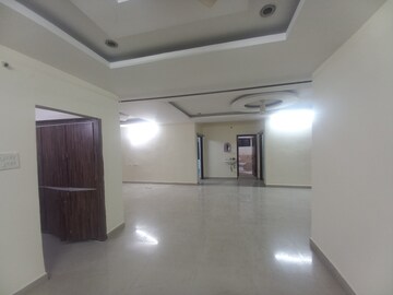 Master Bedroom in 2 BHK Apartment at Kondapur – for Rent