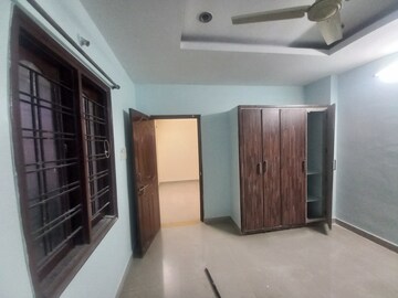 Furnished Amenities in 2 BHK Apartment at Kondapur – for Rent