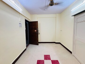 Room in 1 BHK Apartment at Dombivli West – for Rent