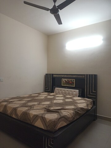Bedroom in 2 BHK Apartment at Suncity Avenue 102, Sector 102 – for Rent