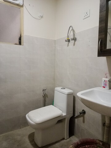 Bathroom in 2 BHK Apartment at Suncity Avenue 102, Sector 102 – for Rent