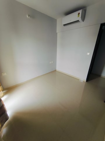 Master Bedroom in 2.5 BHK Apartment at Lodha Palava Downtown Dombivli East, Dombivli East – for Rent