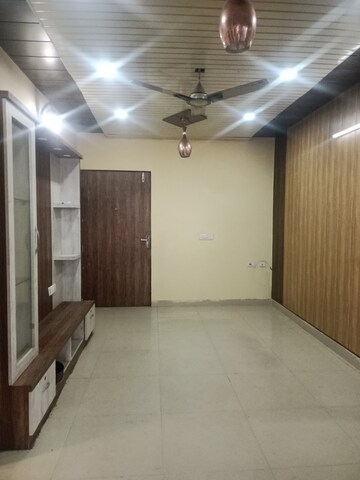 Master Bedroom in 2 BHK Apartment at Suncity Avenue 102, Sector 102 – for Rent