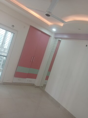 Furnished Amenities in 2 BHK Apartment at Fusion Homes, Tech Zone 4 Greater Noida – for Rent