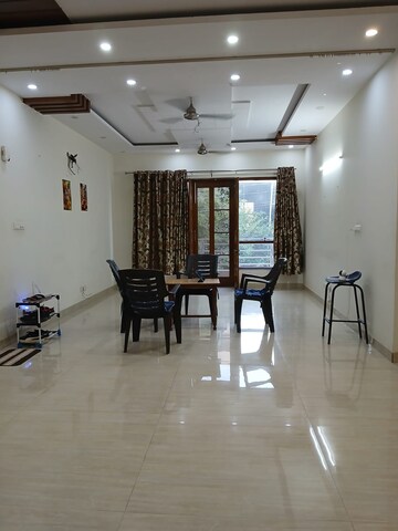 3 BHK Builder Floor For Rent in Sector 46