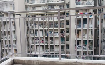 2 BHK Apartment For Rent in Suncity Avenue 102, Sector 102