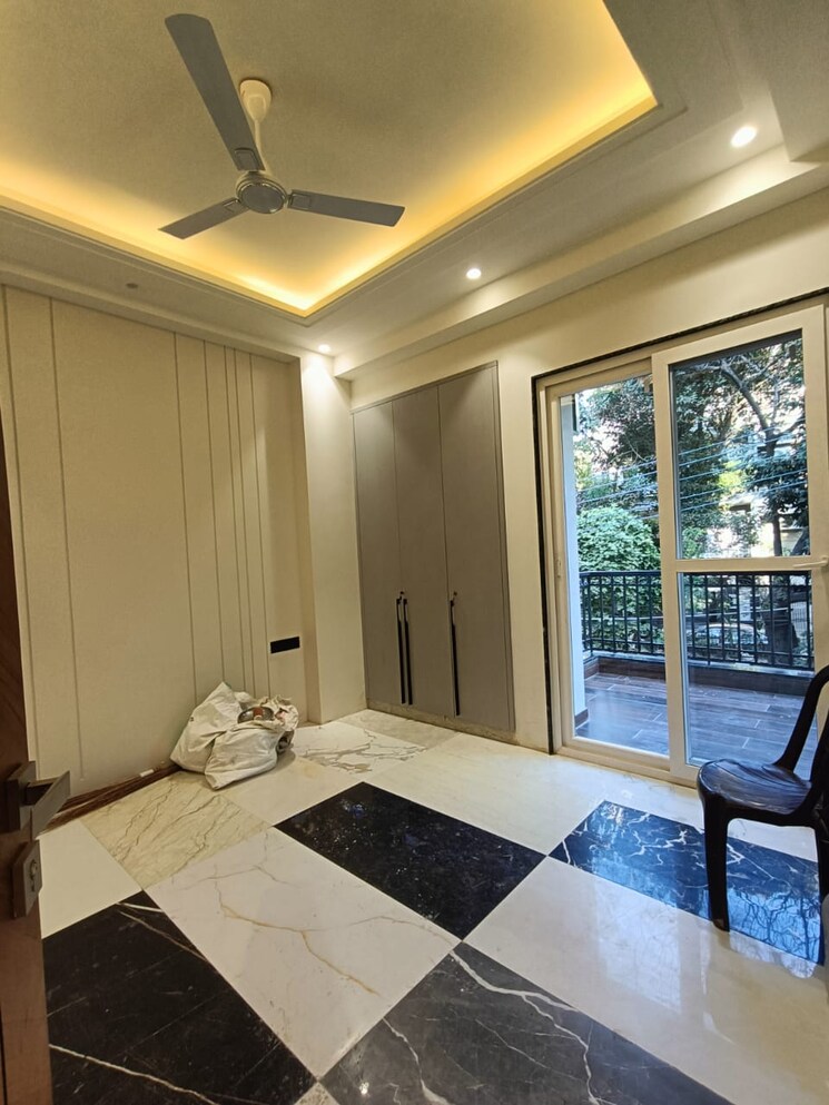 Bedroom, dwarka mor 3 Bedroom 160 Sq.Yd. Builder Floor In Dwarka Mor Delhi 8482903