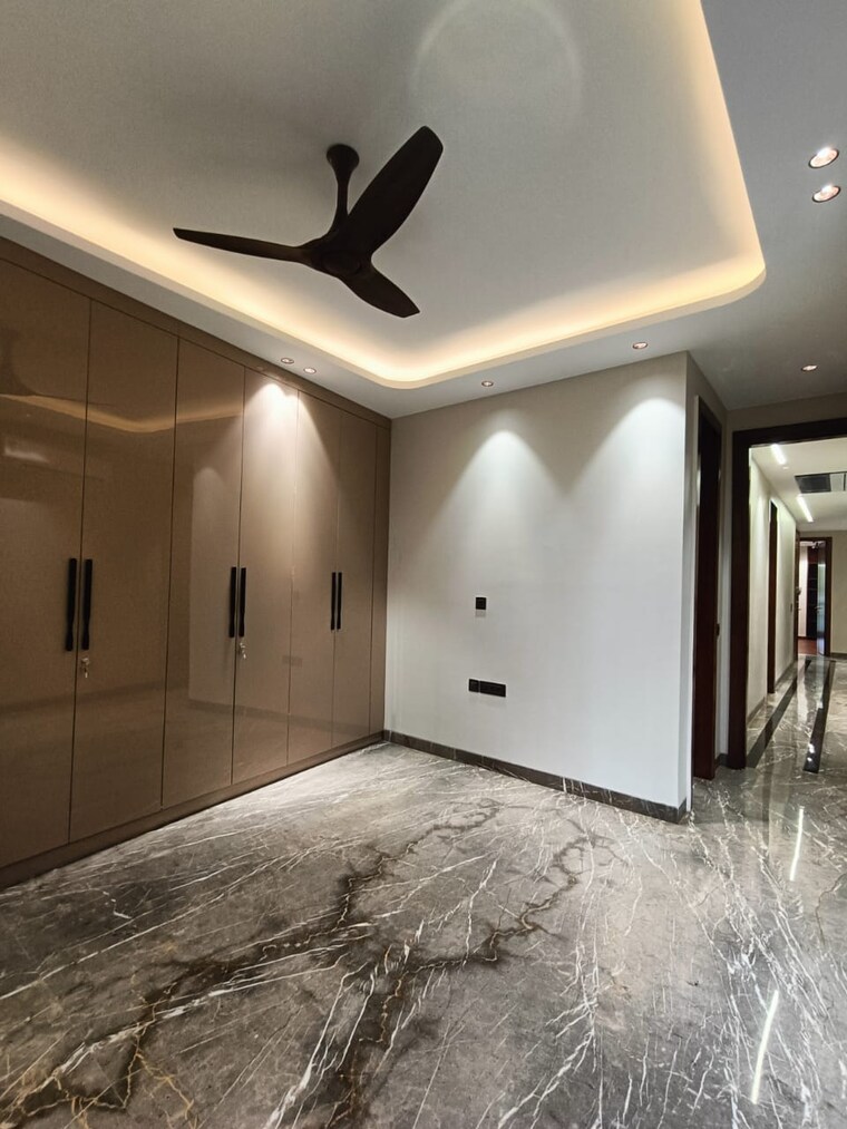 Master Bedroom, green park 4 Bedroom 300 Sq.Yd. Builder Floor In Green Park Delhi 8482951