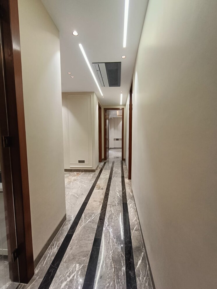 Master Bedroom, green park 4 Bedroom 300 Sq.Yd. Builder Floor In Green Park Delhi 8482951