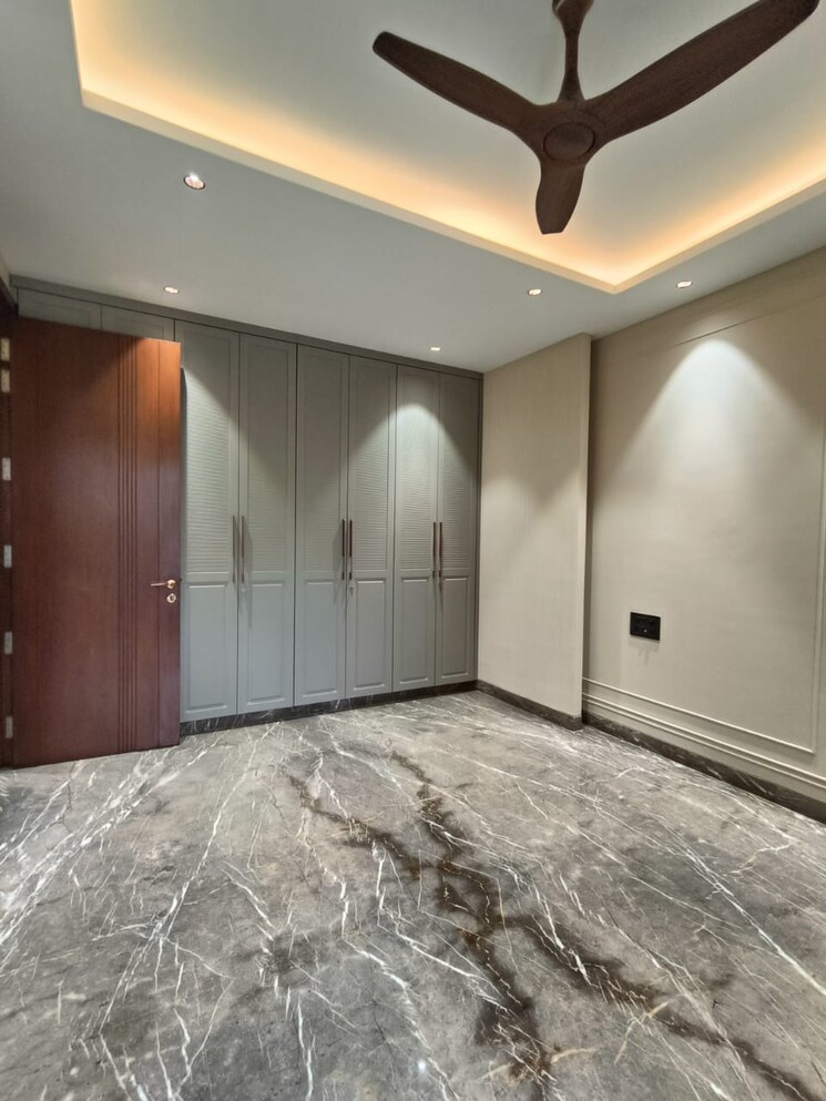 Master Bedroom, green park 4 Bedroom 300 Sq.Yd. Builder Floor In Green Park Delhi 8482951