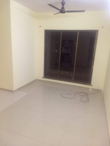 Room in 2 BHK Apartment at Sector 20 Kharghar – for Rent