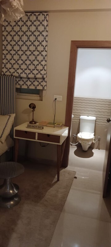 Lift in 3.5 BHK Apartment at ATS Homekraft Pious Hideaways, Sector 150 – for Sale