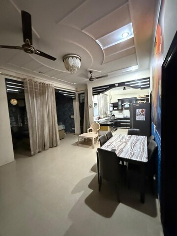 Building Lobby in 2 BHK Builder Floor at Ansal Plaza Sector-23, Sector 23 – for Rent