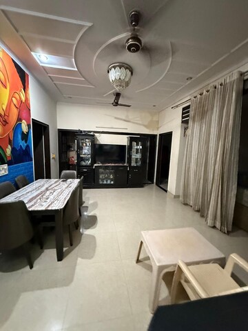Building Lobby in 2 BHK Builder Floor at Ansal Plaza Sector-23, Sector 23 – for Rent