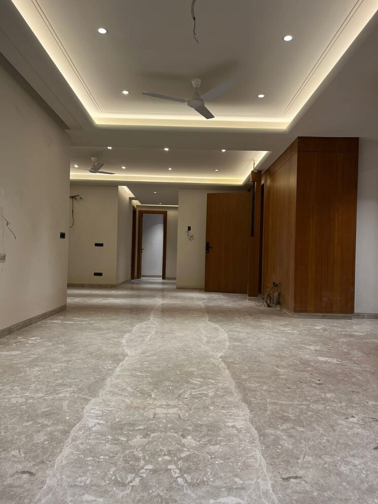 Master Bedroom, geetanjali enclave 4 Bedroom 350 Sq.Yd. Builder Floor In Geetanjali Enclave Delhi 8483164