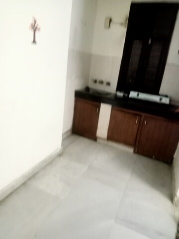 Master Bedroom in 1 BHK Builder Floor at Paryavaran Complex – for Rent