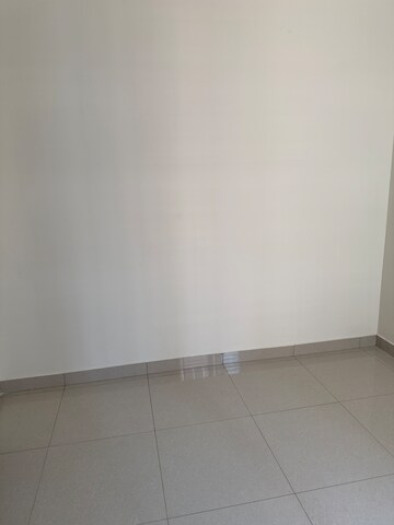 Room in 2 BHK Apartment at Sumadhura Aspire Amber, Doddabanahalli – for Rent