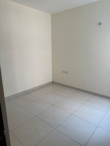 Room in 2 BHK Apartment at Sumadhura Aspire Amber, Doddabanahalli – for Rent
