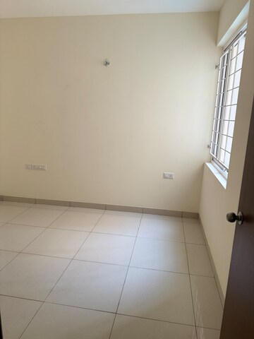 Room in 2 BHK Apartment at Sumadhura Aspire Amber, Doddabanahalli – for Rent