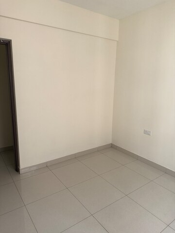 Room in 2 BHK Apartment at Sumadhura Aspire Amber, Doddabanahalli – for Rent