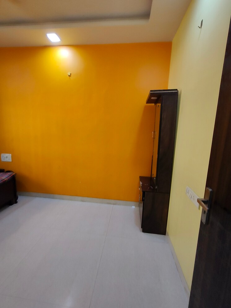 Master Bedroom, kalpataru-chs-belapur 3 Bedroom 1000 Sq.Ft. Independent House In Cbd Belapur Sector 8b Navi Mumbai 8483354