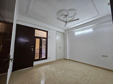 Master Bedroom in 2 BHK Builder Floor at Saket – for Rent