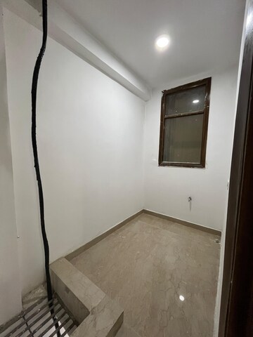 Room in 3 BHK Apartment at Freedom Fighters Enclave – for Sale