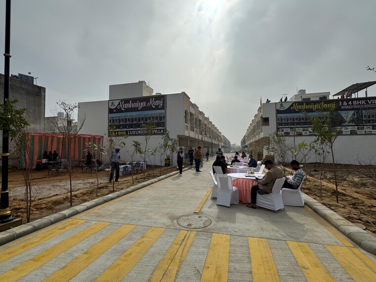 Living Room, kalwar road 3 Bedroom 80 Sq.Yd. Villa In Kalwar Road Jaipur 8483420