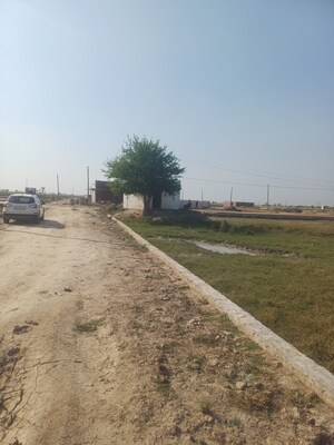  Plot For Sale in Jewar