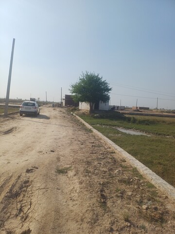  Plot For Sale in Jewar