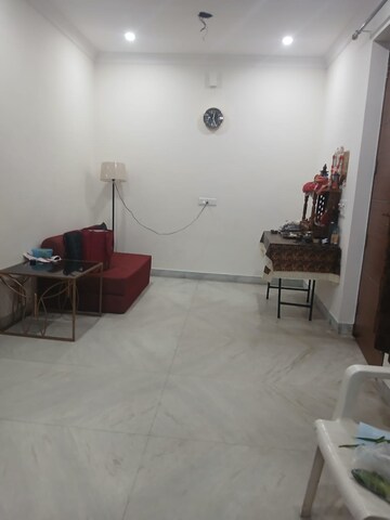 Master Bedroom in 2 BHK Builder Floor at Sector 46 – for Rent