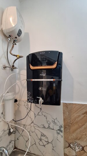 Floor Plan in 3 BHK Builder Floor at Dhakoli Village – for Sale