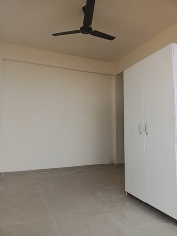Master Bedroom in 3 BHK Apartment at ROF Aalayas Phase 2, Sector 102 – for Rent