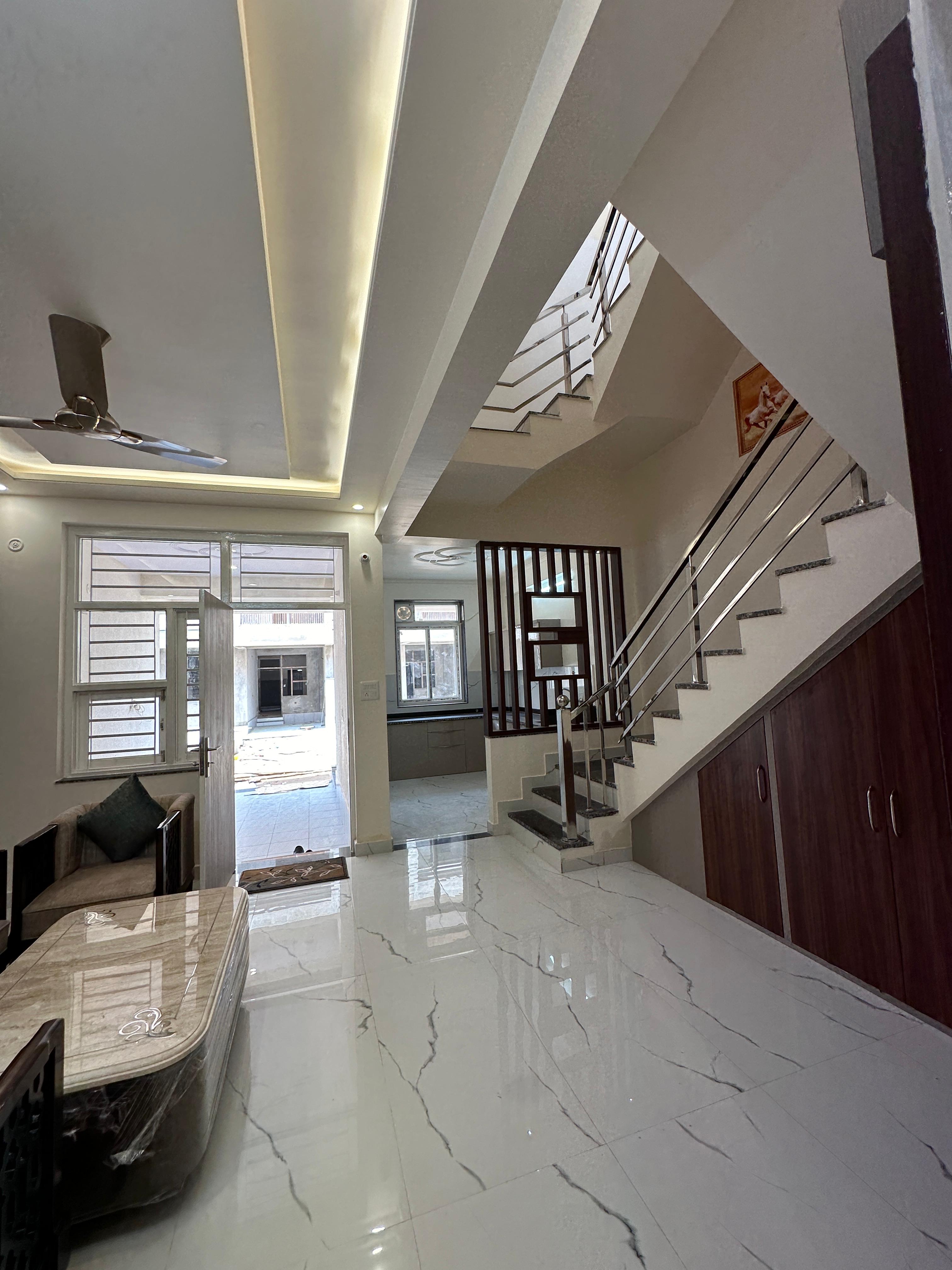 4 BHK + Pooja Room Villa For Sale in Kanhaiya Kunj Kalwar